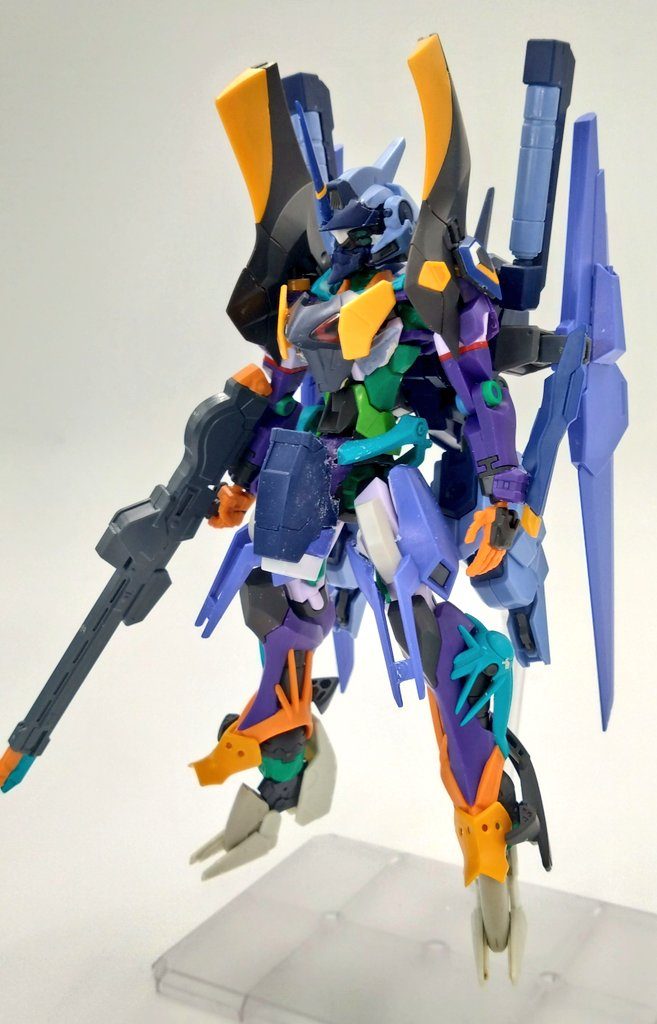 製作工程ジフレド+百式+RGエヴァ系をミキシングしてGQuuuuuuXの続編機体というコンセプトで製作シャリアが乗っているというのをわかるようにインコム搭載していてジオン製はないか探してバックパックはトーリスリッターをえらびましたWカラーリングはジフレドは初号機カラーなんで次は二号機カラーという安直W