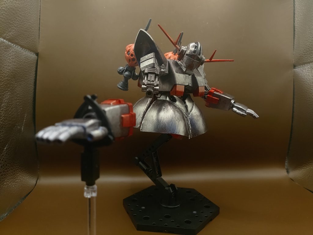 ◯ハンドビット無線式の手のビットです。有線でないため、エネルギー切れの場合は手を戻す必要がありますが、切断される弱点はありません。