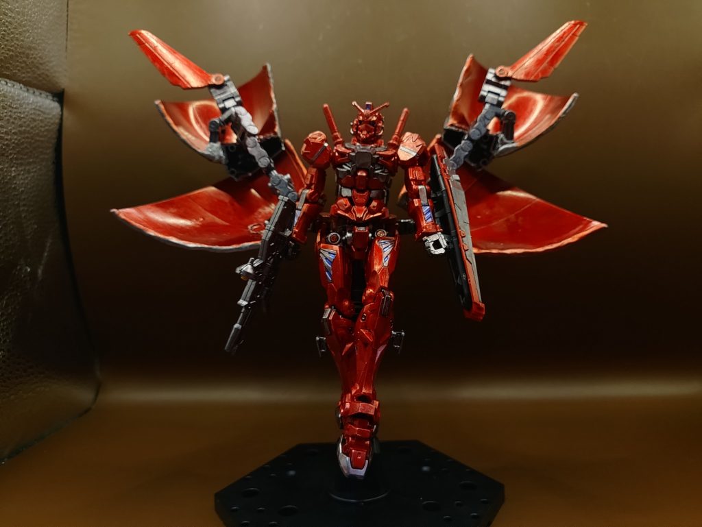 ◯背部ウィング展開背部ユニットを広げる事で高速移動を可能としています。