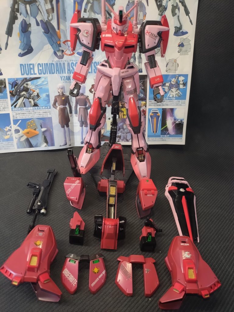 アサルトシュラウド装備前GUNSTAには、大勢の大先輩達がおられるので、今後は、ポージング等色々学んで行こうと思います。 おそらく今年最後の、投稿になると思いますので、かなり早いですが、皆さんよいお年を。