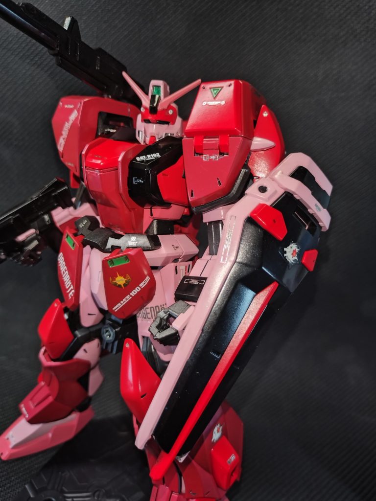 アサルトシュラウド装備バージョン。一気にごゴツくなった。