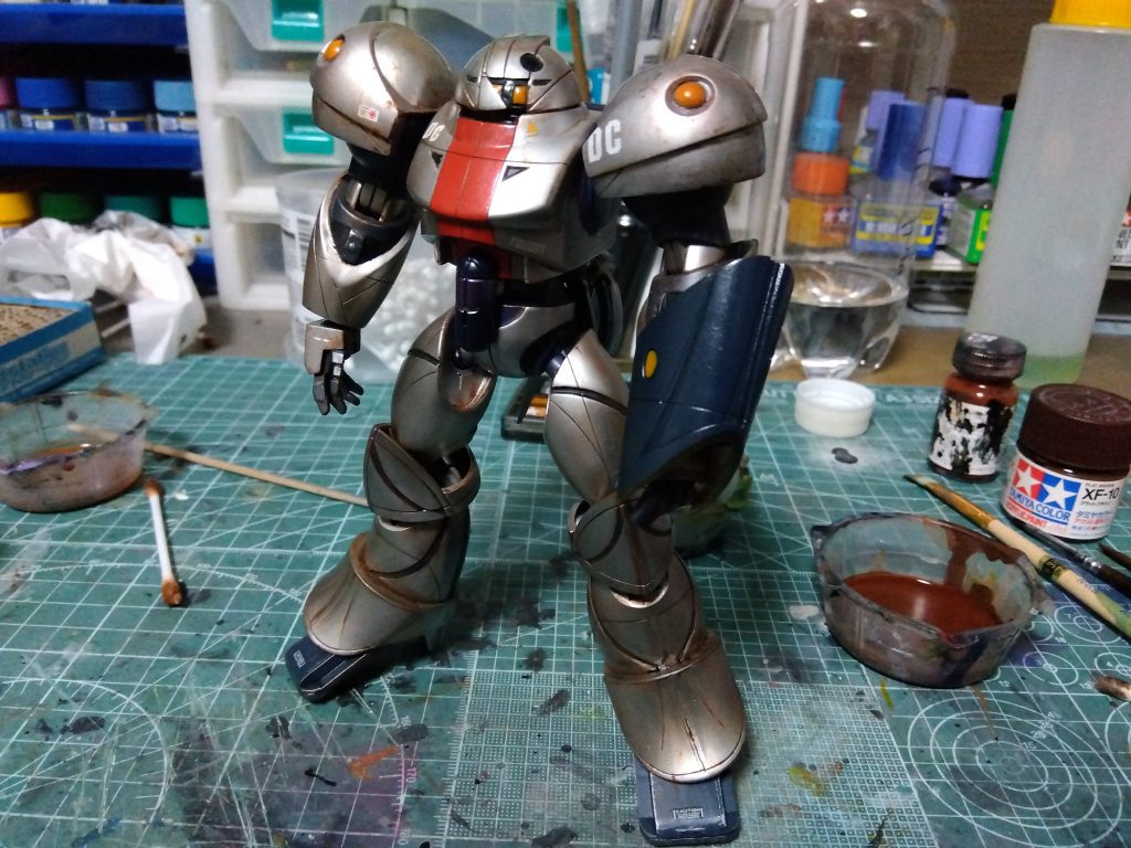 もうね、シンプルに以前作ったヤツをウェザっただけですねぇ…🤔好み、別れますが…。