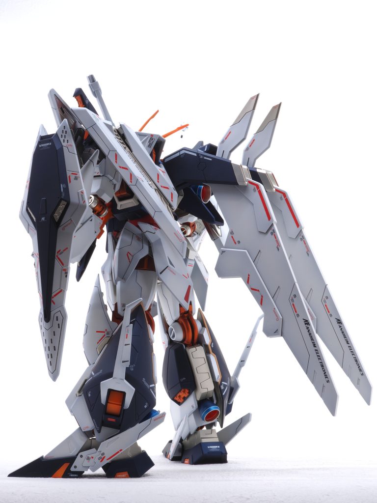 HGUC RX-105クスィーガンダム–3枚目/制作者：yas2023