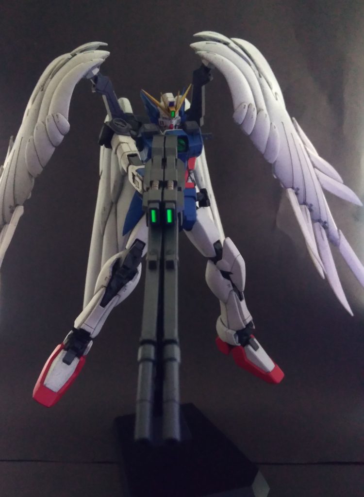 以上、ウイングゼロEWでした。クリスマス前に完成してホッとしてます。最後までご覧いただきありがとうございました。