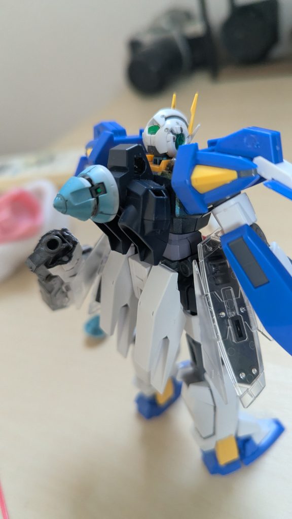 刹那・F・セイエイがエクシアリペアⅡで行ったバーストモードも再現可能（トランザムと組み合わせると、シングルドライヴの本機でもトランザムライザーのトランザムバースト時の粒子量を超えることが可能になるほどの性能）　尚その後は2分間は粒子生成量がなんと-2乗（重粒子の質量崩壊が不可能なので実質生成不可）になり、ピンチどころではなくなる。（その周囲のGN粒子使用武装は使えないし、なんなら機体のコーティングも消え去る）なのでこの形態では実体剣を持った機体（グラハムガンダム等）とツーマンセルで組むのが主になった。コンデンサに貯めていた粒子をバーストモード+トランザム後に放出して-2乗の為、イアンはダブルオーの時並みに悩んだ。イメージトランザムバースト=<本機バーストモード+トランザム≪≪クアンタムバースト