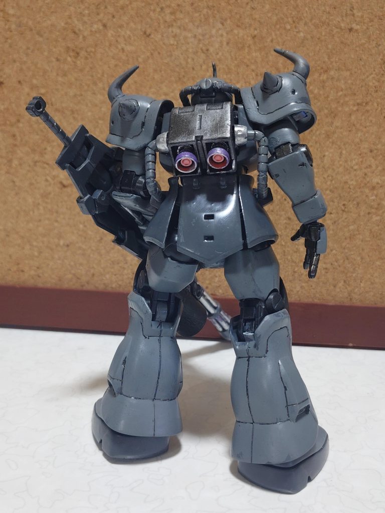 塗料と予算が少なかっのでつや消し溶剤だけ購入してグレーとブルーグレー後ブラックを使い調合して作りました