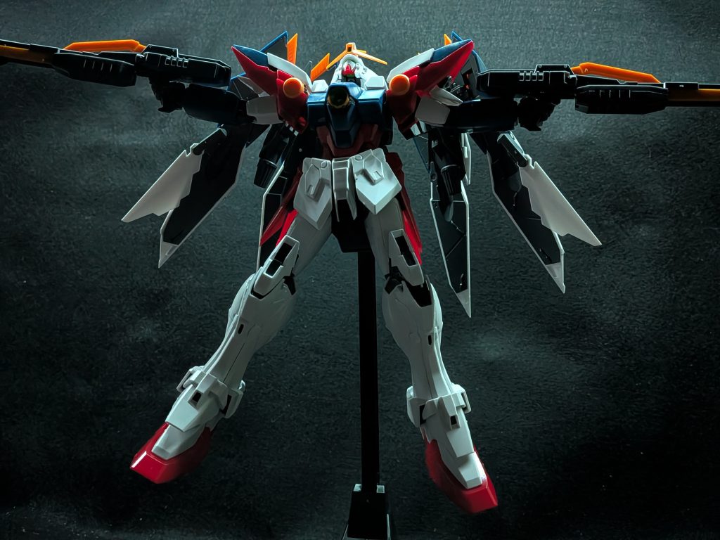 印象的なローリングツインバスターライフルのポージングにしてみました。