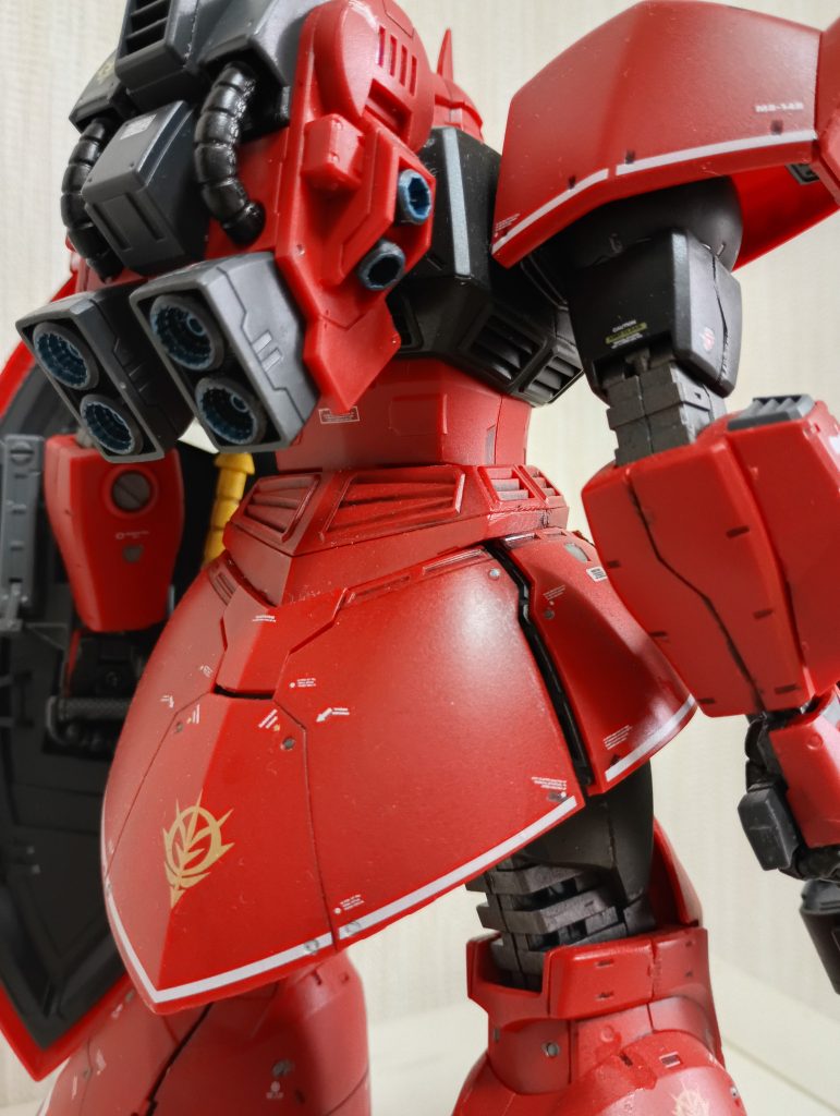 アクションベースなんて持ってないので、格好いいポーズで飾れないのですが。