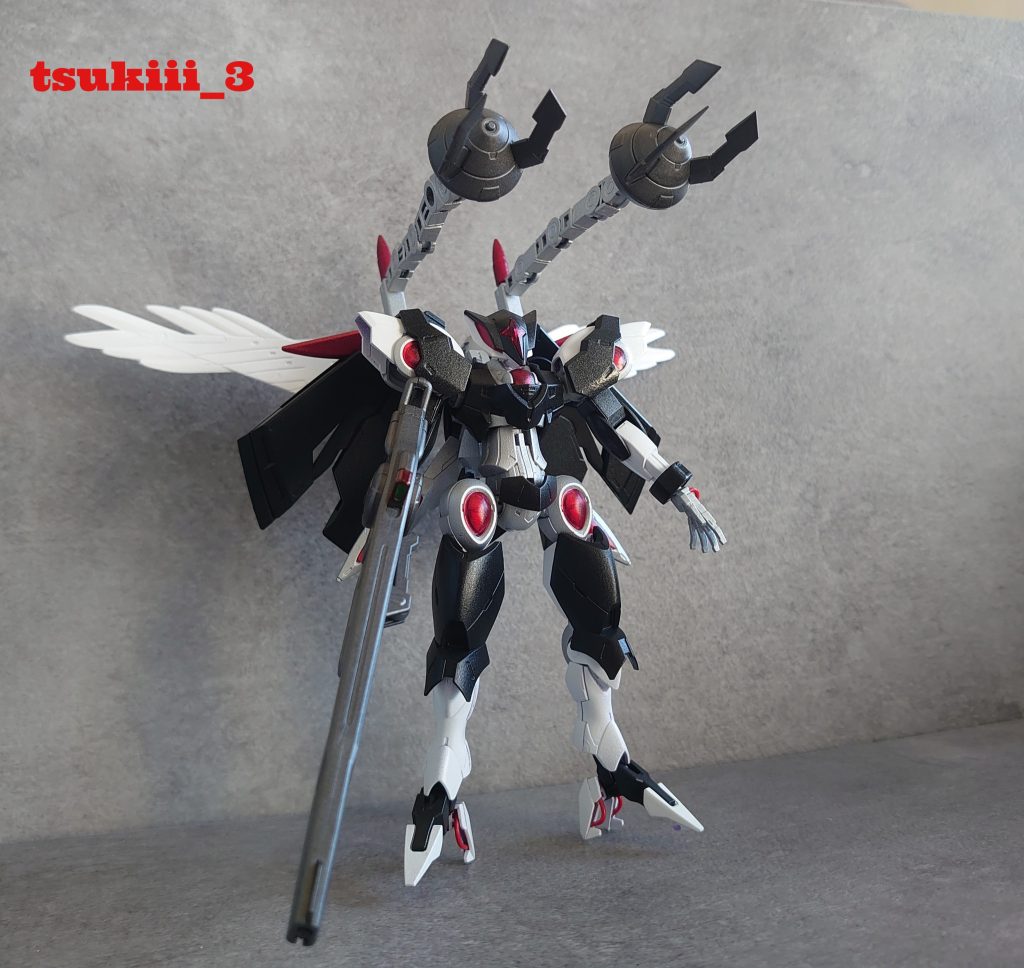 ベキルベウのバックパックを逆さに装備。ノンキネティックポッドを完全兵器化し、クローアームを装備。ハイドラガンダムのようにビーム砲内蔵。 