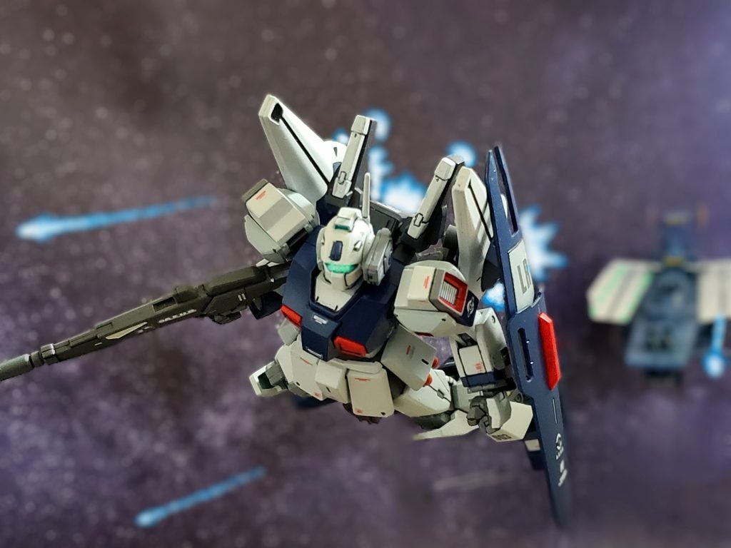 準アイリッシュ級1番艦『ラビリンス』より次々に宇宙へ飛び立つネモ部隊~🤩✨ユウ・カジマ大尉を中心とする各機はフルスロットルで戦闘宙域に向かう😎✌️ネモ試作高機動型は新たに試作されたロングビームライフルを装備して発艦💨高機動からのスナイパー射撃の戦闘スタイルも獲得し更なる戦果を期待される👍