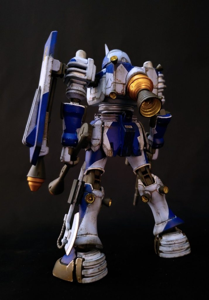 🪐エンジンやスラスター内部は光沢仕上げで本体と違う質感です。