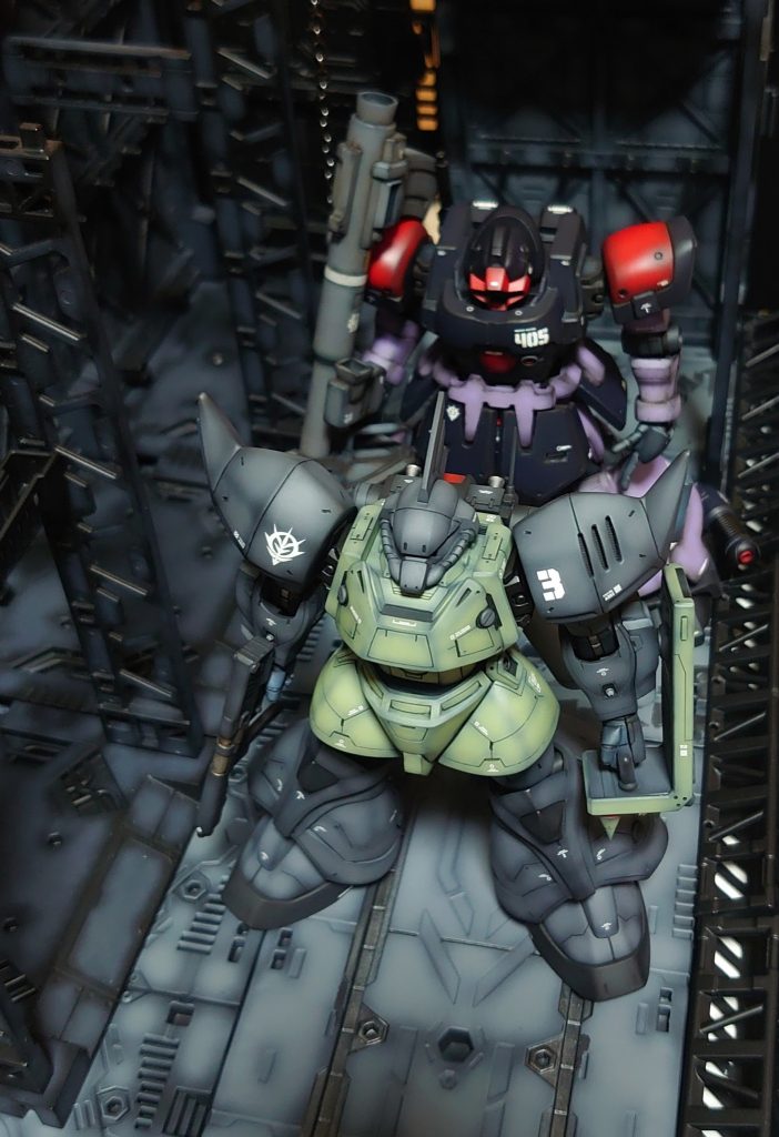 俯瞰で。後ろのドムトローペンはツッコミどころと思いますが、生温~い目で見てやって下さいwあくまでも雰囲気で~