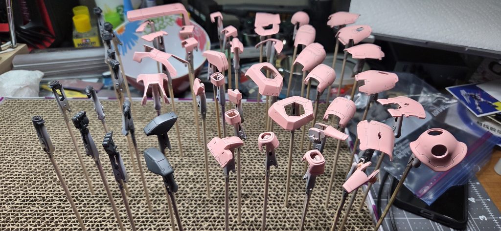 The resin was primed using Nazca Pink Surfacer and Super Heavy for the hands and knee caps.