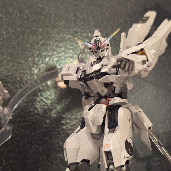 HG ガンダムキャリバーン　筆塗全塗装