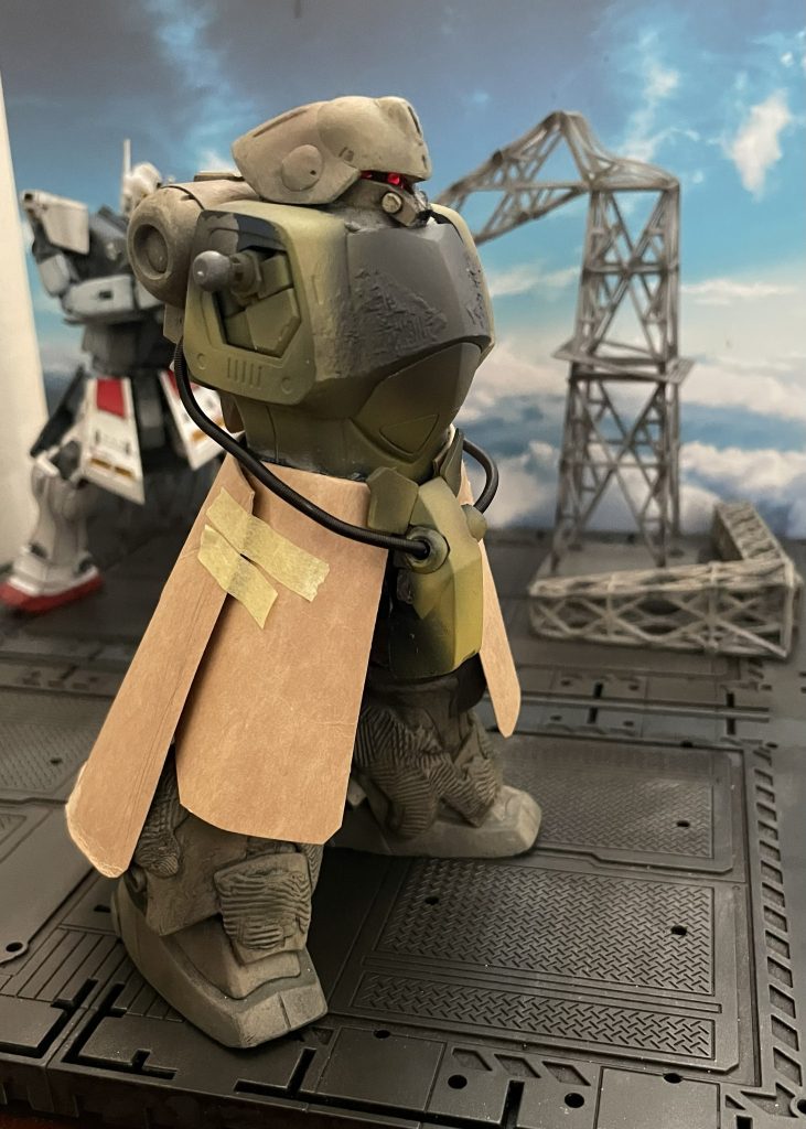 紙コップをばらしてオワン型スカートアーマーを製作しました。紙なので加工・微調整がしやすく(かつ塗料ののりもよい)おすすめの資材です。