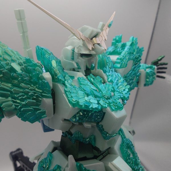 ユニコーンガンダム(光の結晶体)
