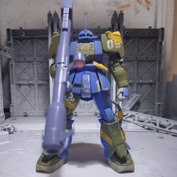 ジオン残党風ザクマリナーです。