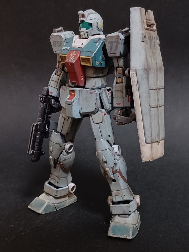 ＨＧ 1/144 ジム (スレッガー搭乗機)・ウェザリングでの受難–2枚目/制作者：@ウソつきカモメ