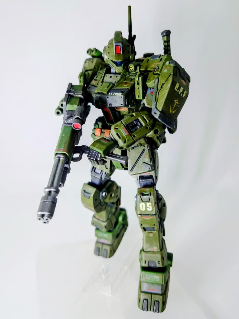 さて、今年最後の投稿を飾るのはHGジムスパルタン。結構前から発売されてましたが、ようやく今年の再販で入手😅。既にGUNSTAさんで、多くのモデラーさんが投稿してますが、人気がある機体ですね😄。素のディテールも、可動域も本当に素晴らし機体です。