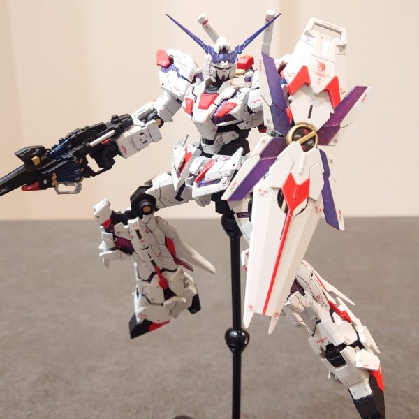 No.4　RGユニコーンガンダム