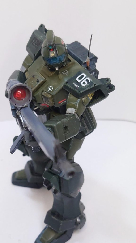 移動しながら、ライフルで攻撃。という感じでしょうか・・・。ランドセルのアンテナは、なんとなくカッコいいのでは?と思って、付けてしまった代物です最後まで、ご覧いただきました皆様、ありがとうございました。