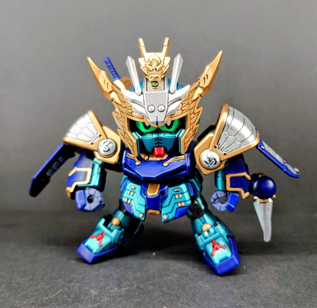 鮮烈なる俊英・馬謖 演者ストライクガンダム(一応)荊州出身の若き天才軍師。その才能は孔明も認めるところであり、翔の未来を背負って立つ人物と目されていたが…※説明書引用