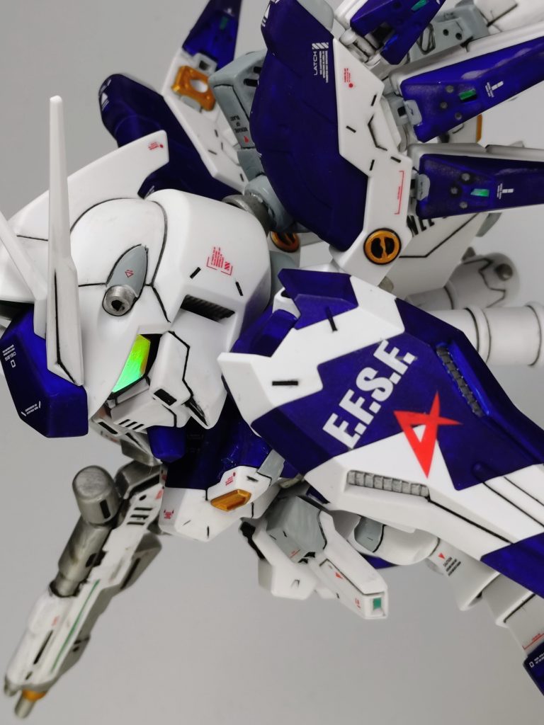 RX-93-ν2 HI-νガンダム