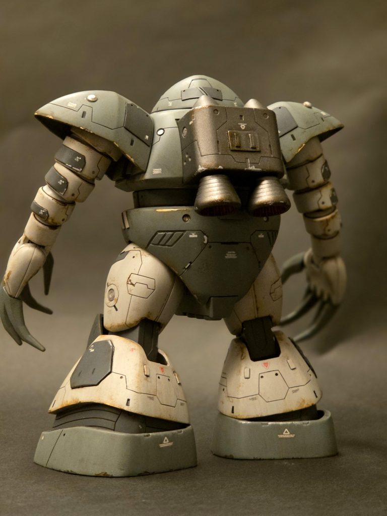 用途はよく分からない謎のディテールをいくつか追加しましたが、そのおかげで少しリアルに見えるようになりました。