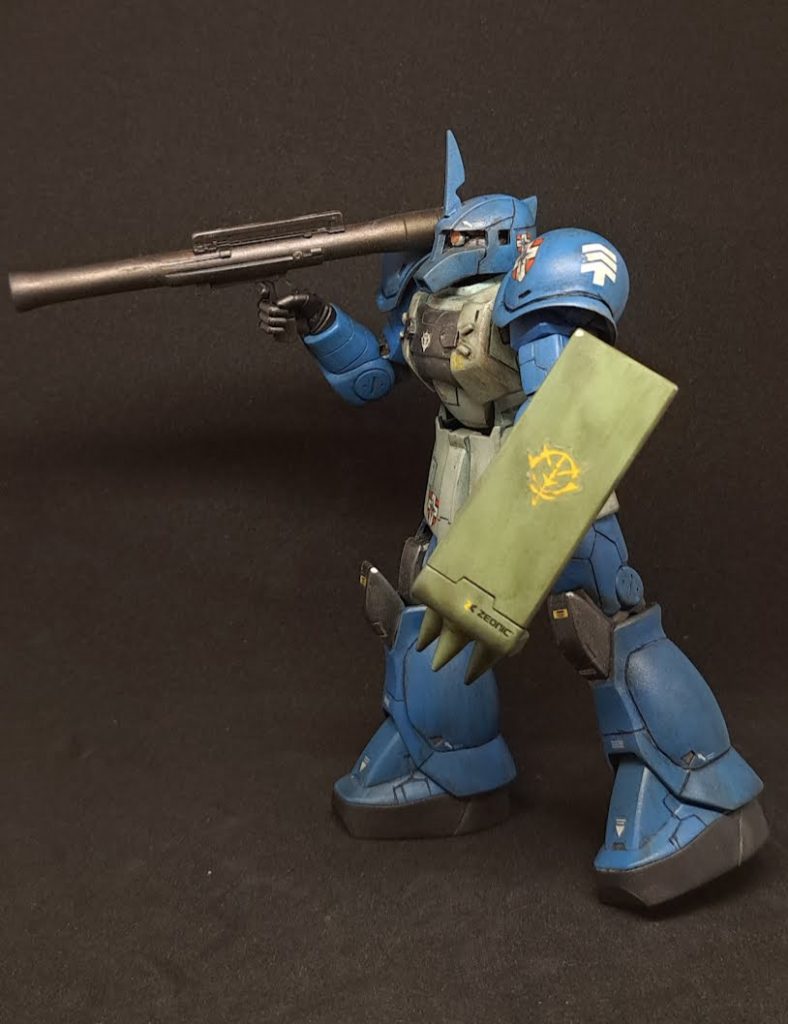 スパイクシールドはあえてパーソナルカラーではなくザクIIカラーにして消耗品を意識しました。