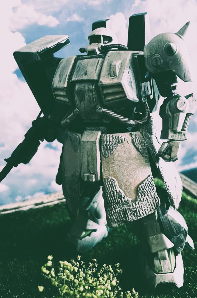 陸戦型ハイザックも製作中です。