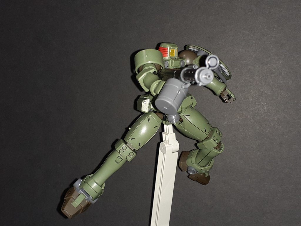 実弾ライフル。ガンダニュウムには無力。