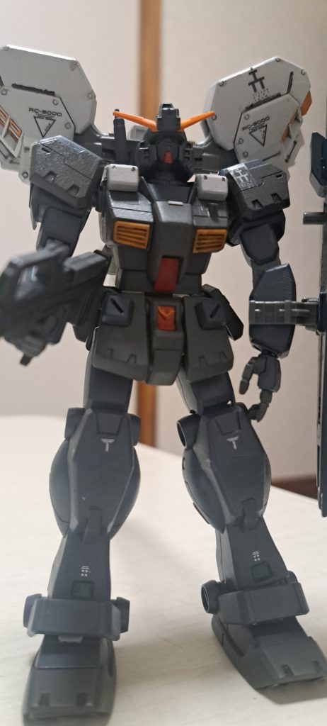 RX-121-2ガンダムTR-1ヘイズルⅡ