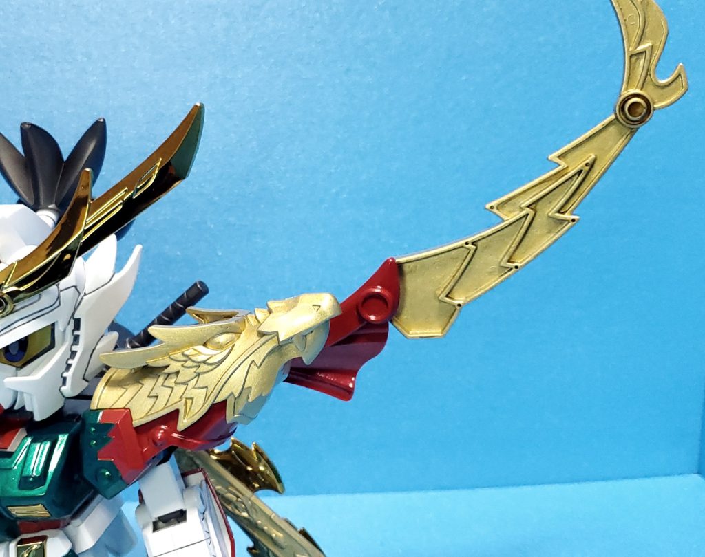 真 雷装 張飛ガンダムの肩鎧。クリスマスカラーにしています。