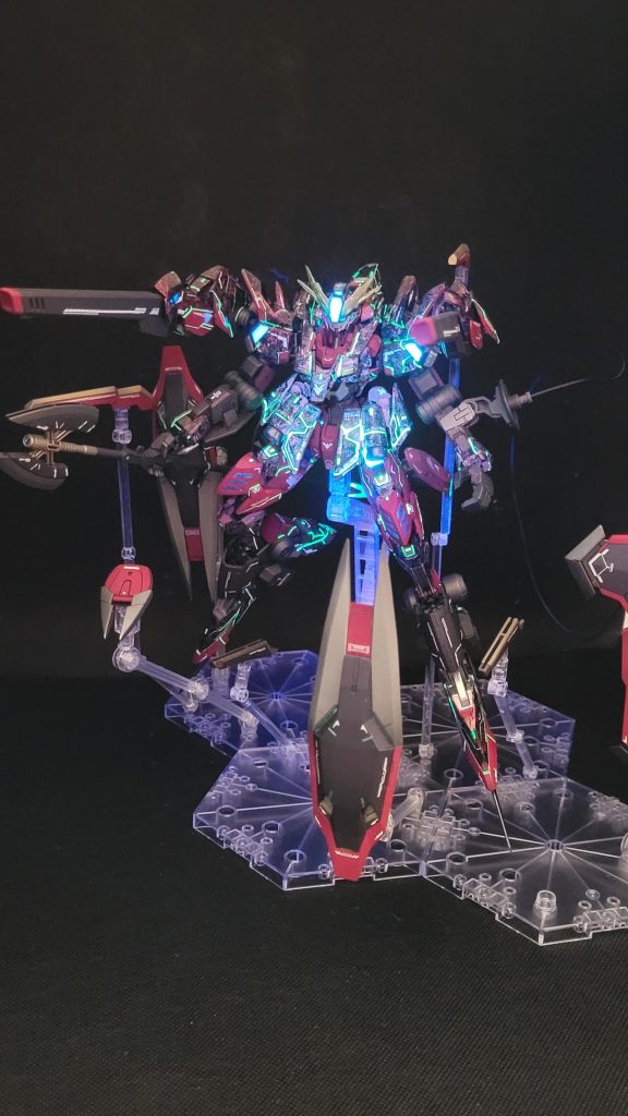 蛍光スミイレは初の試みでしたが、電飾仕込んだくらいビカビカに光ってる😂