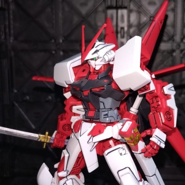 ガンダムアストレイ レッドフレーム (フライトユニット装備)