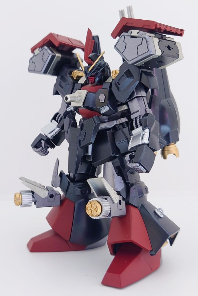 武器その1 ガトリング砲 スネ部分に取付けてみました。