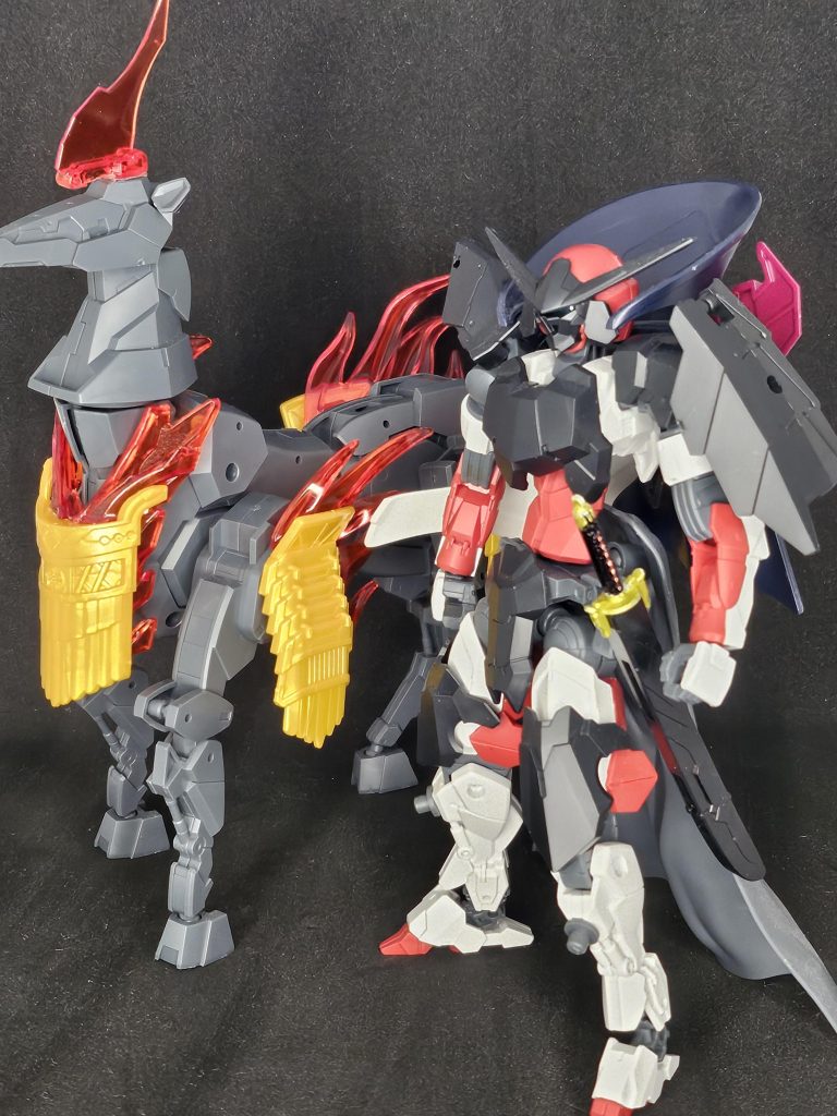 ツーショットホースメカに首パーツを追加してるので馬とロボのバランスが良くなったと思います