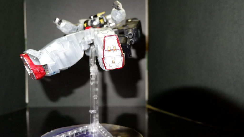 わかりにくい写真だけど、足裏も塗分けてます(gundam-kao8)