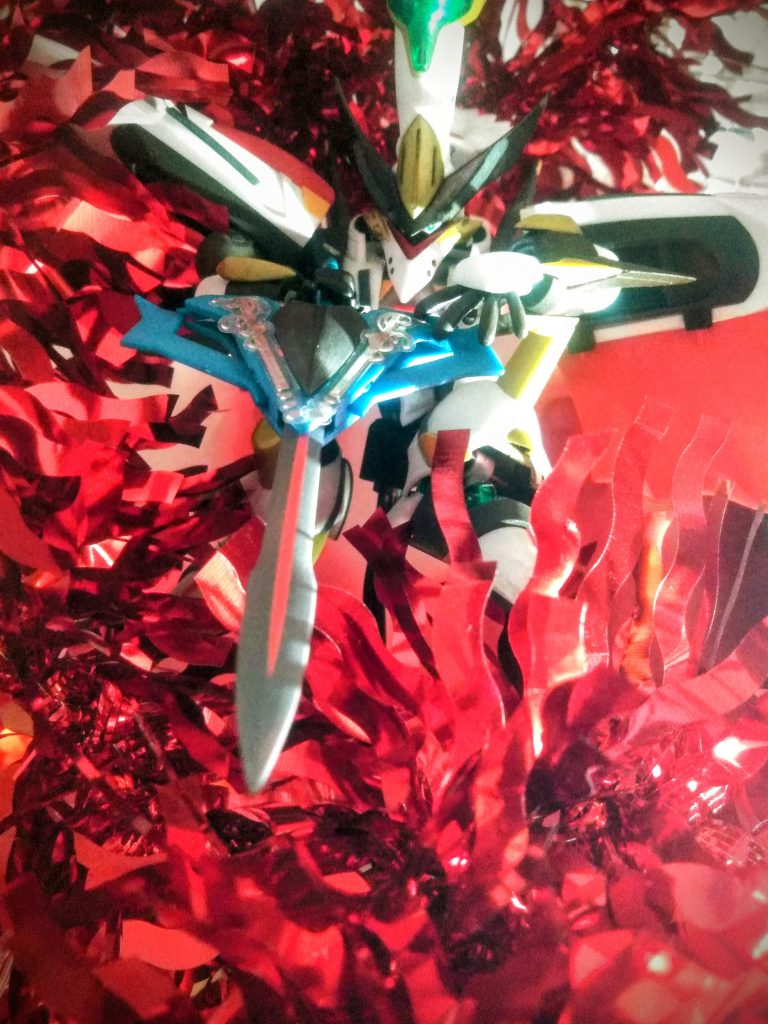 こういう風に『爆炎の中から飛び出し斬りつける』を狙ったのですが・・・？🙂？https://gumpla.jp/hg/1998245