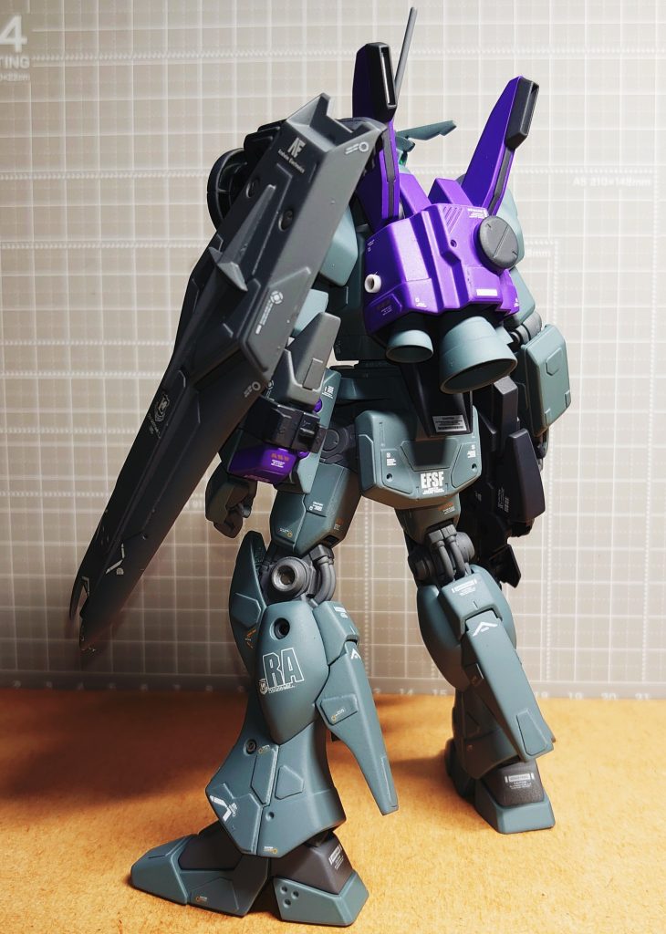 腕と脚はνから拝借してます。とにかくνと背丈を合わせたくて背伸びしてますw