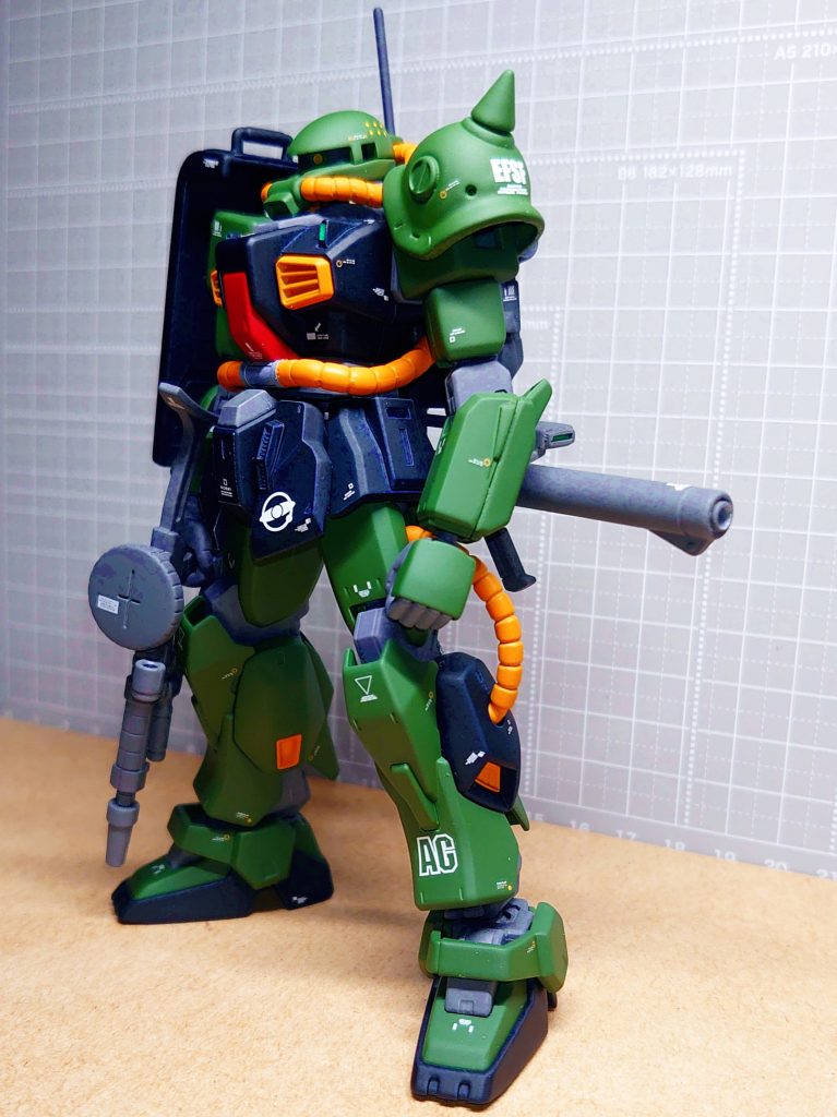 主にMk-2なのですが、手持ちのジャンクを色々使ってます。肩はプロトタイプグフで、06Cのスパイクと、FGのシールド、FGの動パイ …etc.