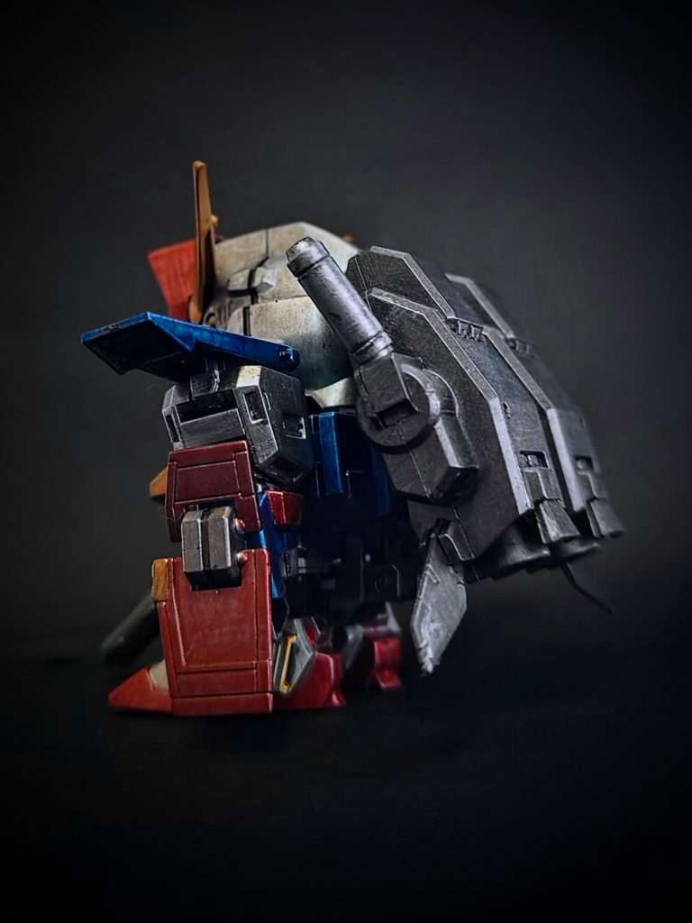 ZZガンダムの背面カット。