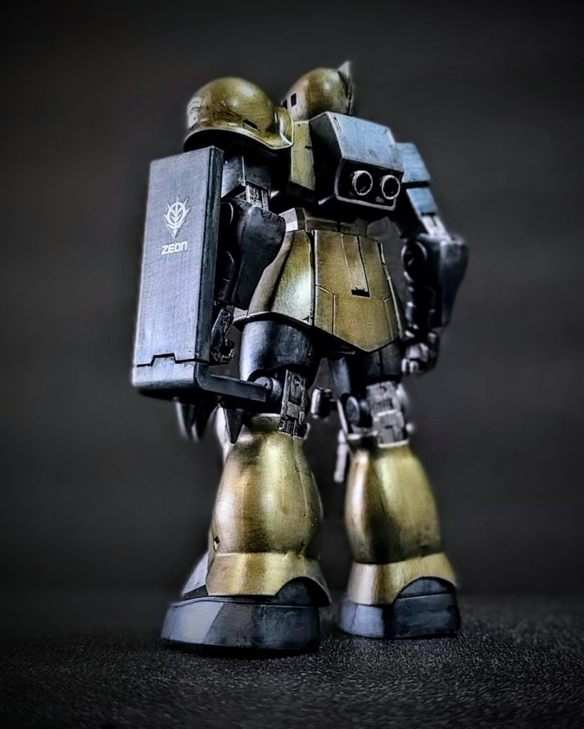 背面カット（別アングル）。