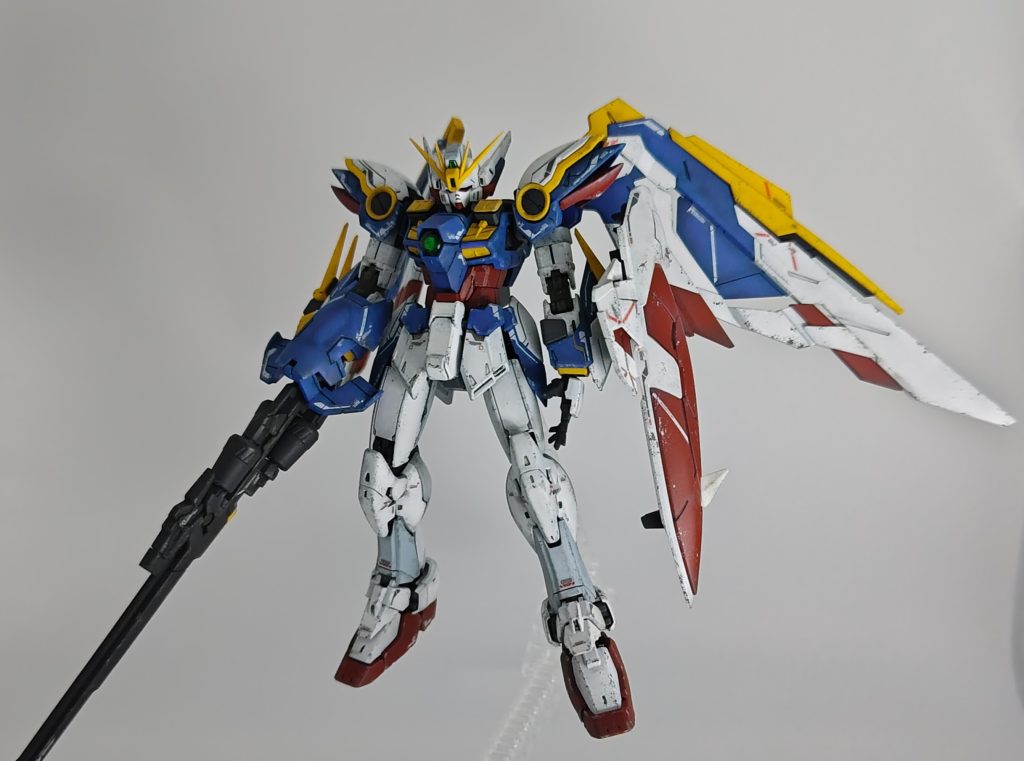 バスターライフル＆シールド装備状態です。撮影も勉強をして、この一枚はライティングを他とかえています。