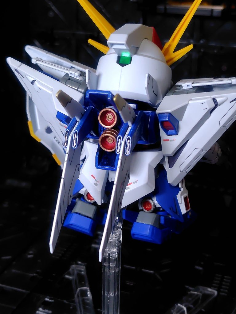 背部バーニアはカッパーとレッドとゴールド、脚部の方はガンメタルとレッド。今回肉抜き埋めは完全にサボってます(gundam-kao5)BB戦士の味ということで許してください(zaku-kao9)