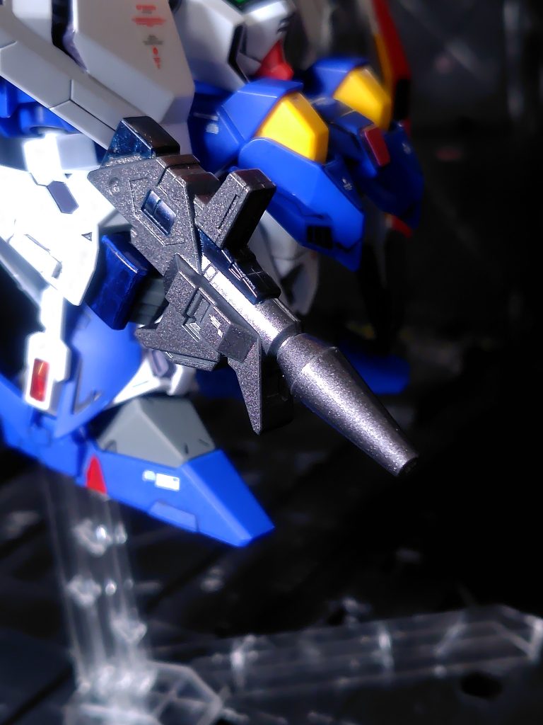 ライフルは合わせ目消してガンメタルとブルー。