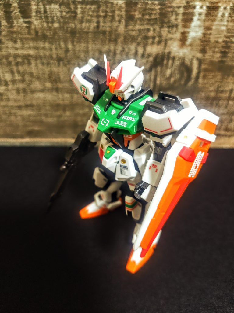 EG ストライクガンダム　⑨