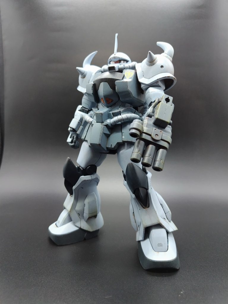 三連装３５ミリガトリング機関砲。