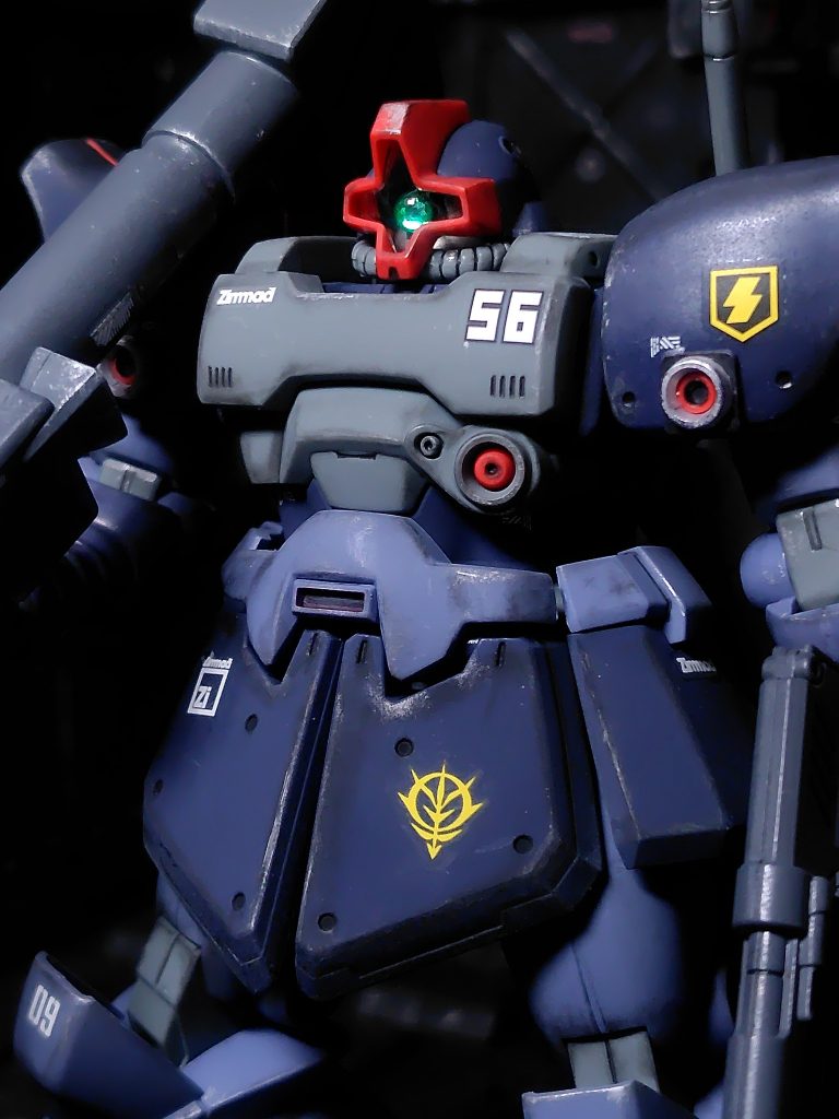 アップ。宇宙用の汚しって正解が分かりません(zaku-kao4)