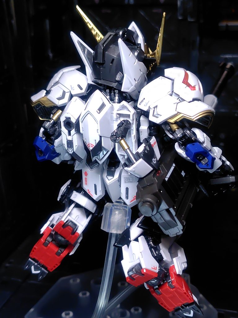 シリンダーを塗ると雰囲気出ますね。